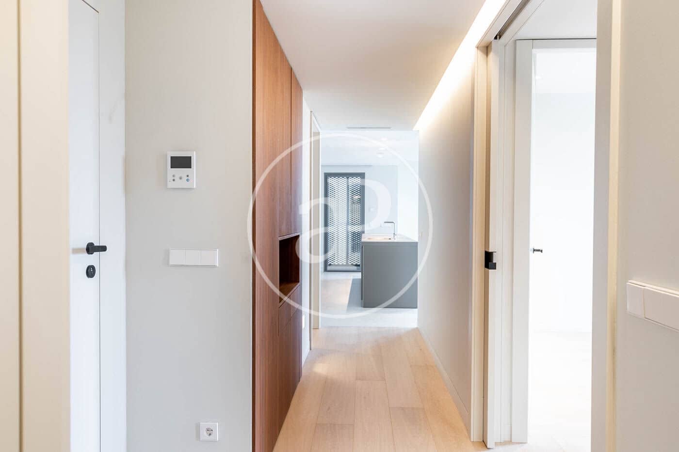 3 soveværelse Lejlighed til leje i Barcelona by med swimmingpool - € 4.950 (Ref: 8986729)