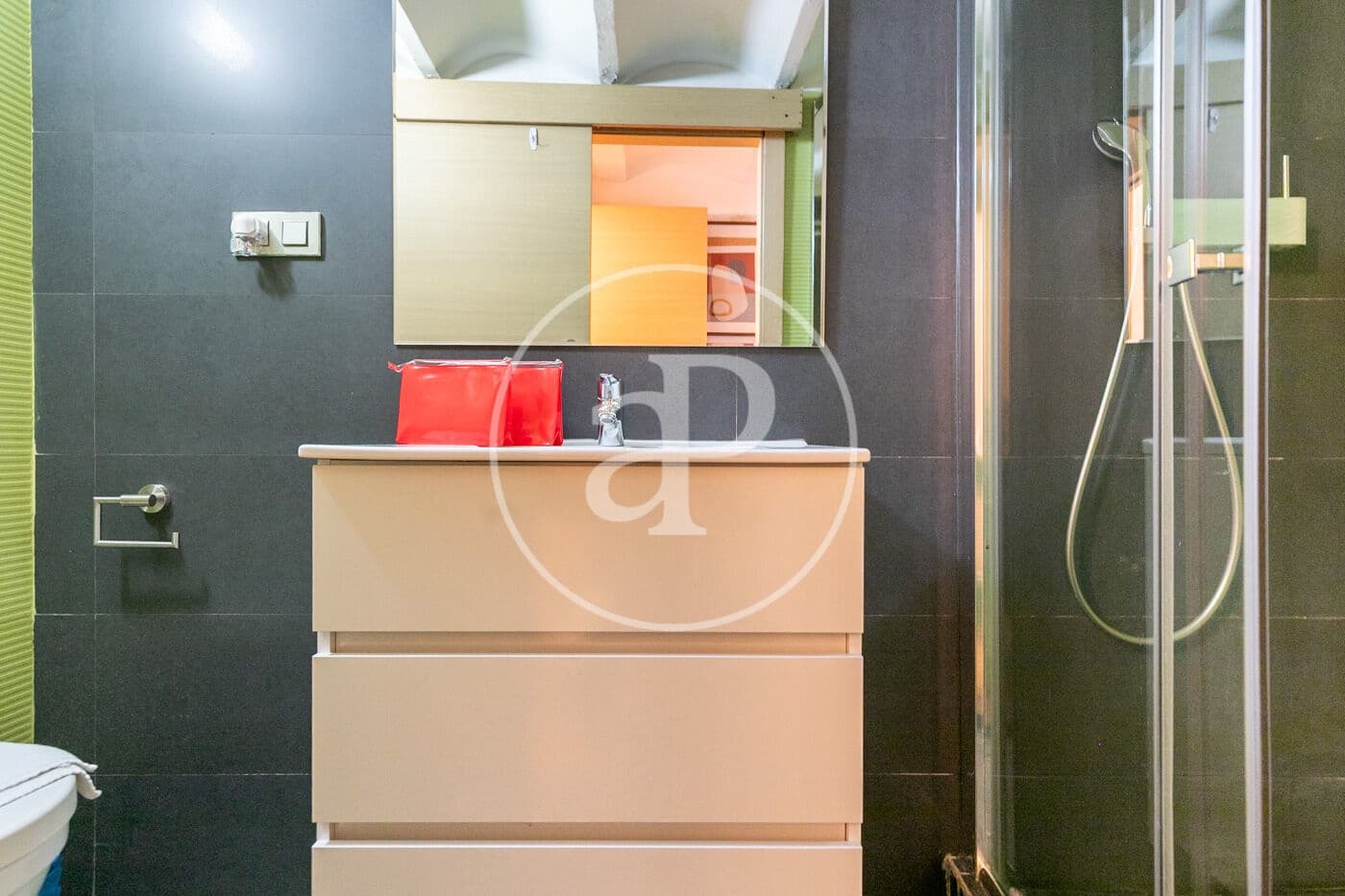 1 sovrum Lägenhet till salu i Barcelona stad - 299 000 € (Ref: 8986731)