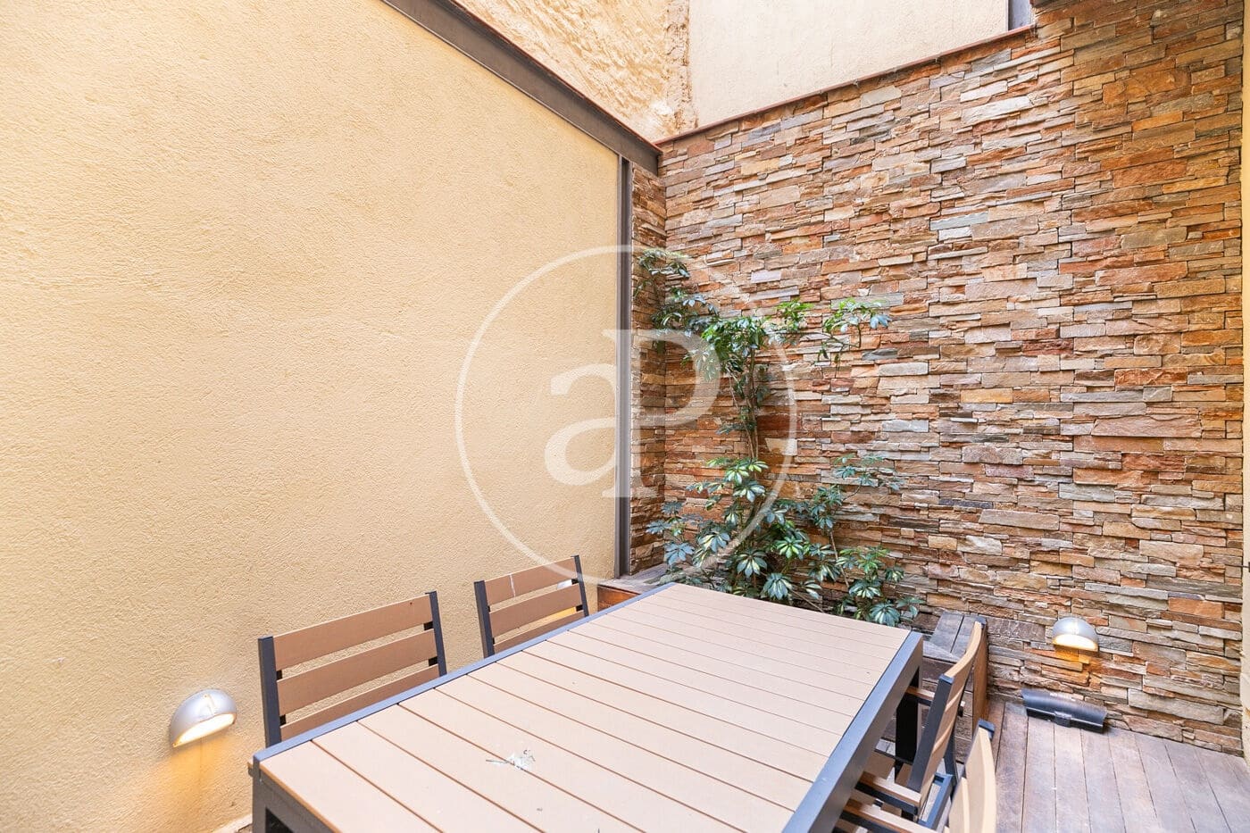 1 sovrum Lägenhet till salu i Barcelona stad - 299 000 € (Ref: 8986731)