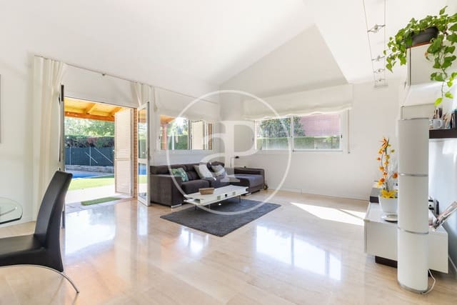 4 bedroom Villa for sale in Mira-Sol, Sant Cugat del Vallès with pool - € 1,395,000 (Ref: 8986735)