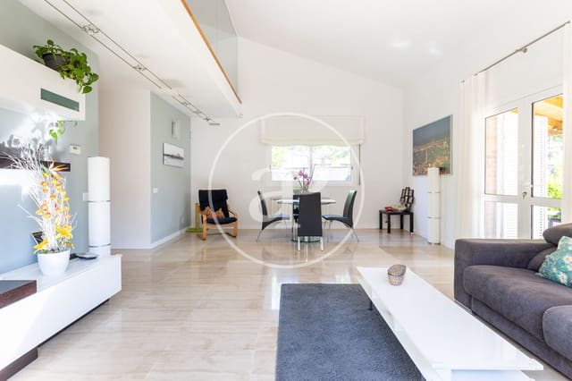 4 bedroom Villa for sale in Mira-Sol, Sant Cugat del Vallès with pool - € 1,395,000 (Ref: 8986735)