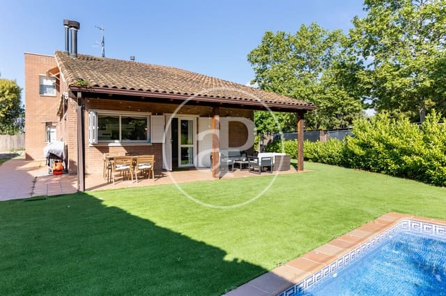 4 bedroom Villa for sale in Mira-Sol, Sant Cugat del Vallès with pool - € 1,395,000 (Ref: 8986735)
