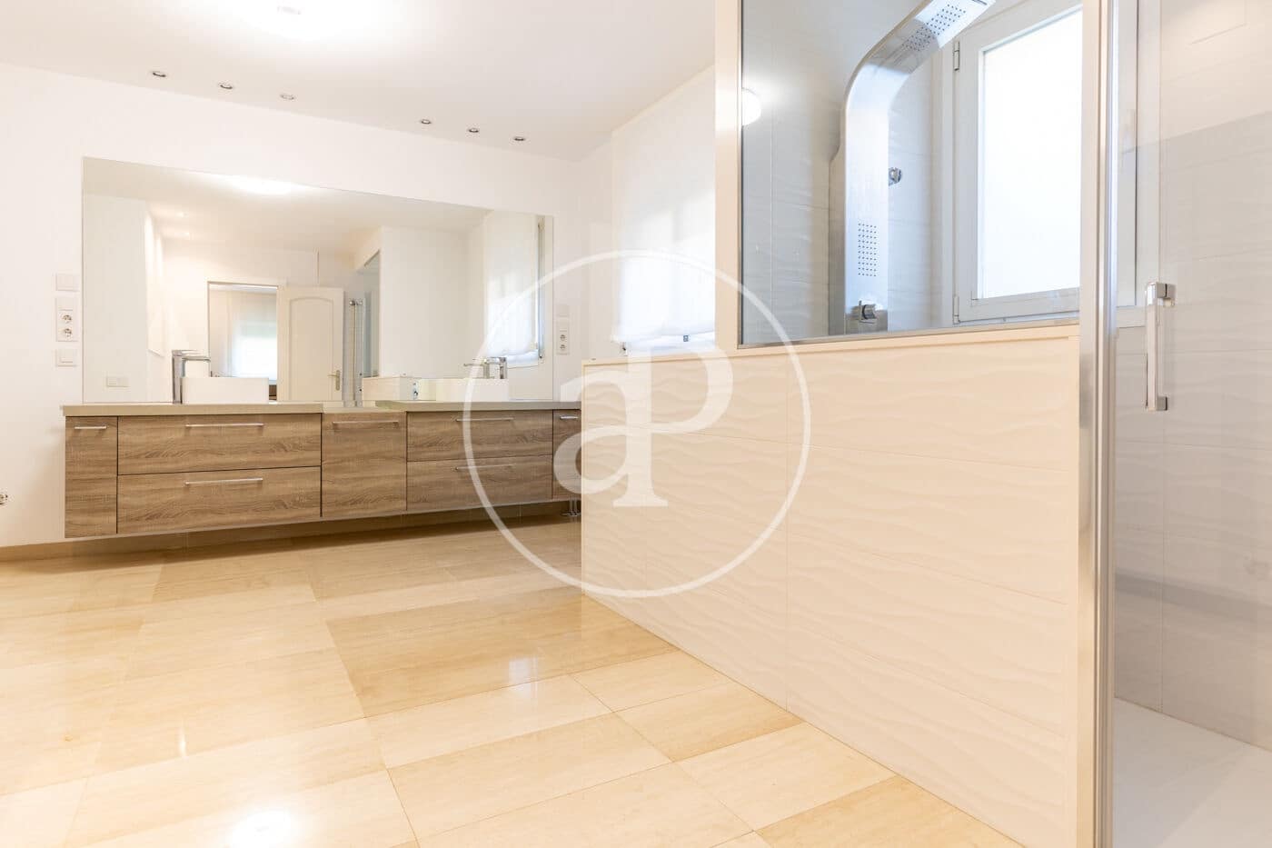 4 soverom Villa til salgs i Mira-Sol med svømmebasseng - € 1 395 000 (Ref: 8986735)