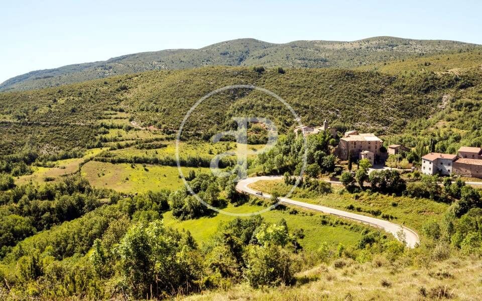 4 soveværelse Villa til salg i Teia med swimmingpool - € 1.690.000 (Ref: 8986739)