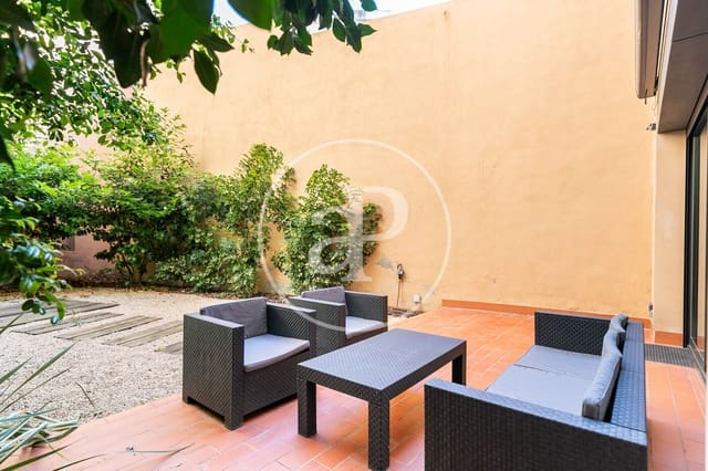 Apartment for sale in El Raval, Barcelona city - € 470,000 (Ref: 8986750)