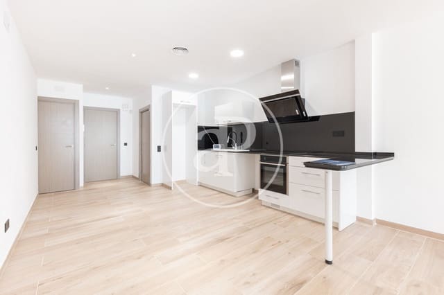 2 bedroom Apartment for sale in Sabadell with pool - € 384,000 (Ref: 8986754)