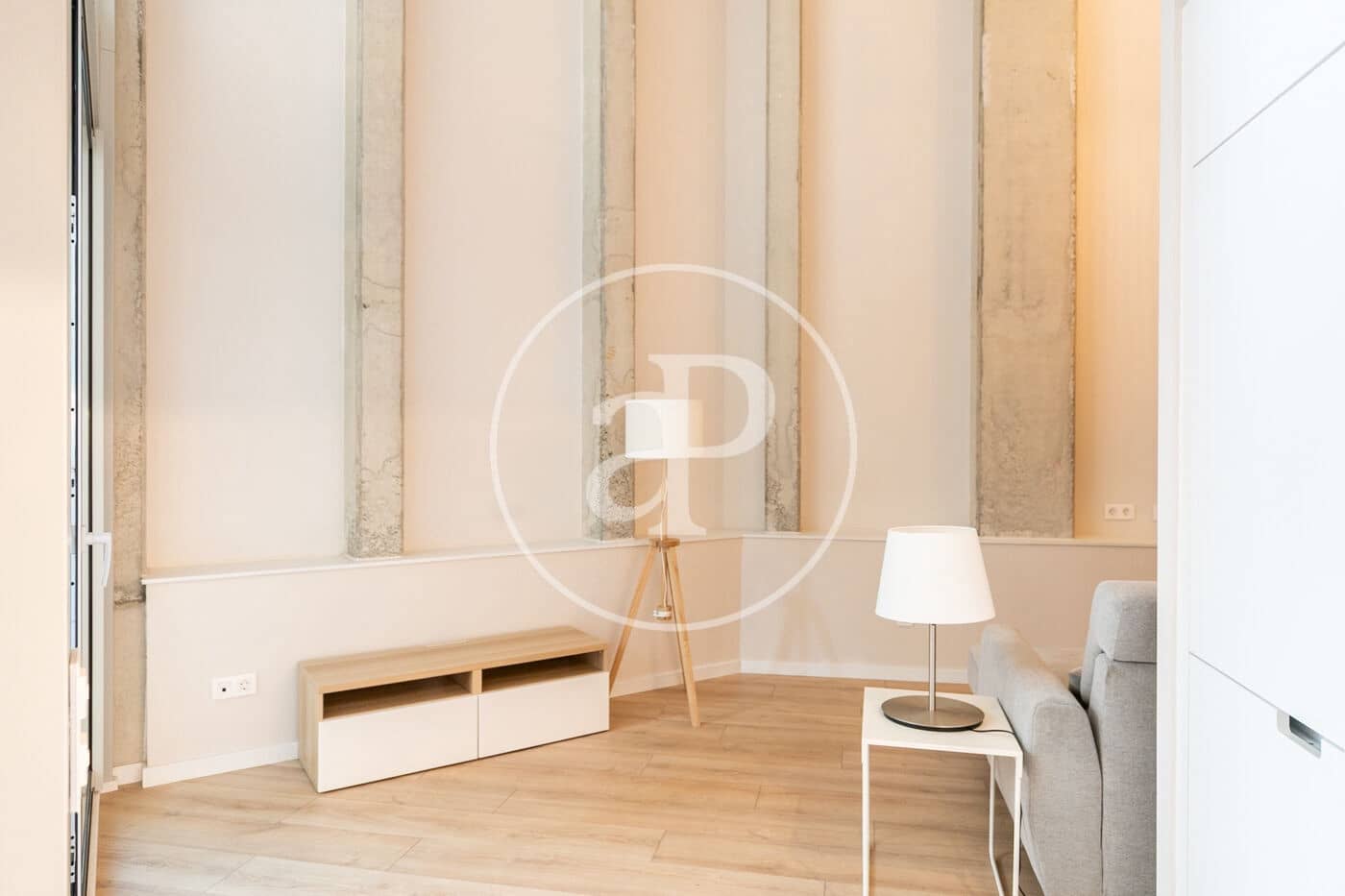 Leilighet til salgs i L'Hospitalet de Llobregat - € 465 000 (Ref: 8986789)