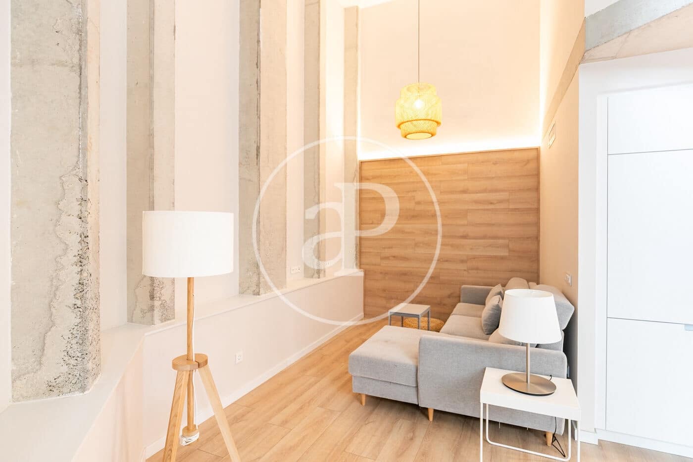 Leilighet til salgs i L'Hospitalet de Llobregat - € 465 000 (Ref: 8986789)