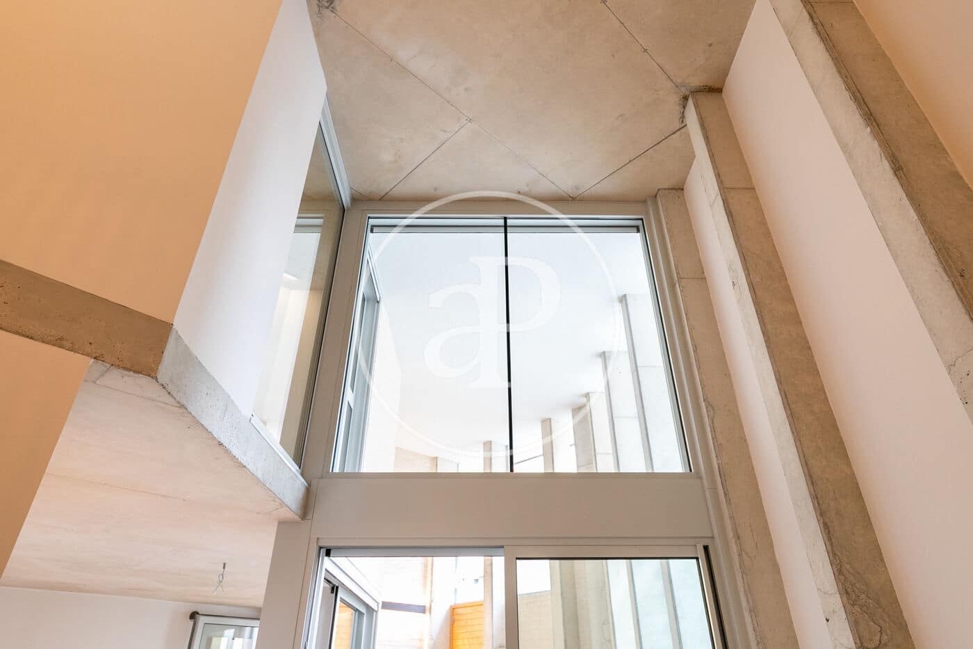 Leilighet til salgs i L'Hospitalet de Llobregat - € 465 000 (Ref: 8986789)