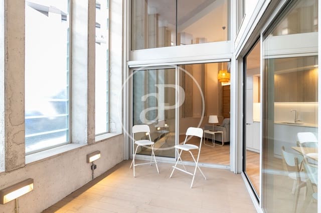 Lejlighed til salg i L'Hospitalet de Llobregat - € 465.000 (Ref: 8986789)