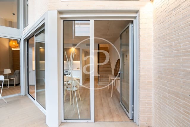 Lejlighed til salg i L'Hospitalet de Llobregat - € 465.000 (Ref: 8986789)