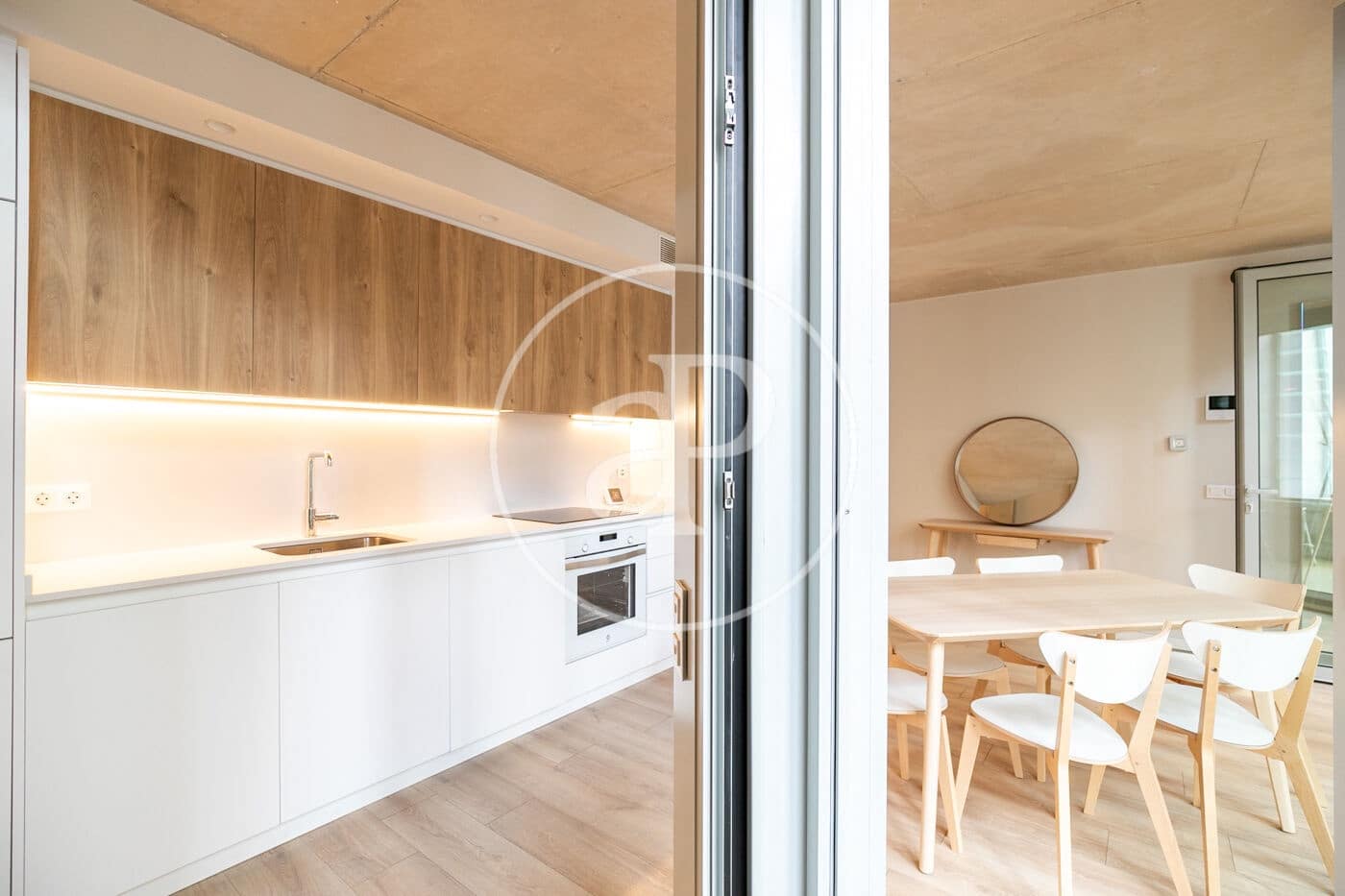 Leilighet til salgs i L'Hospitalet de Llobregat - € 465 000 (Ref: 8986789)