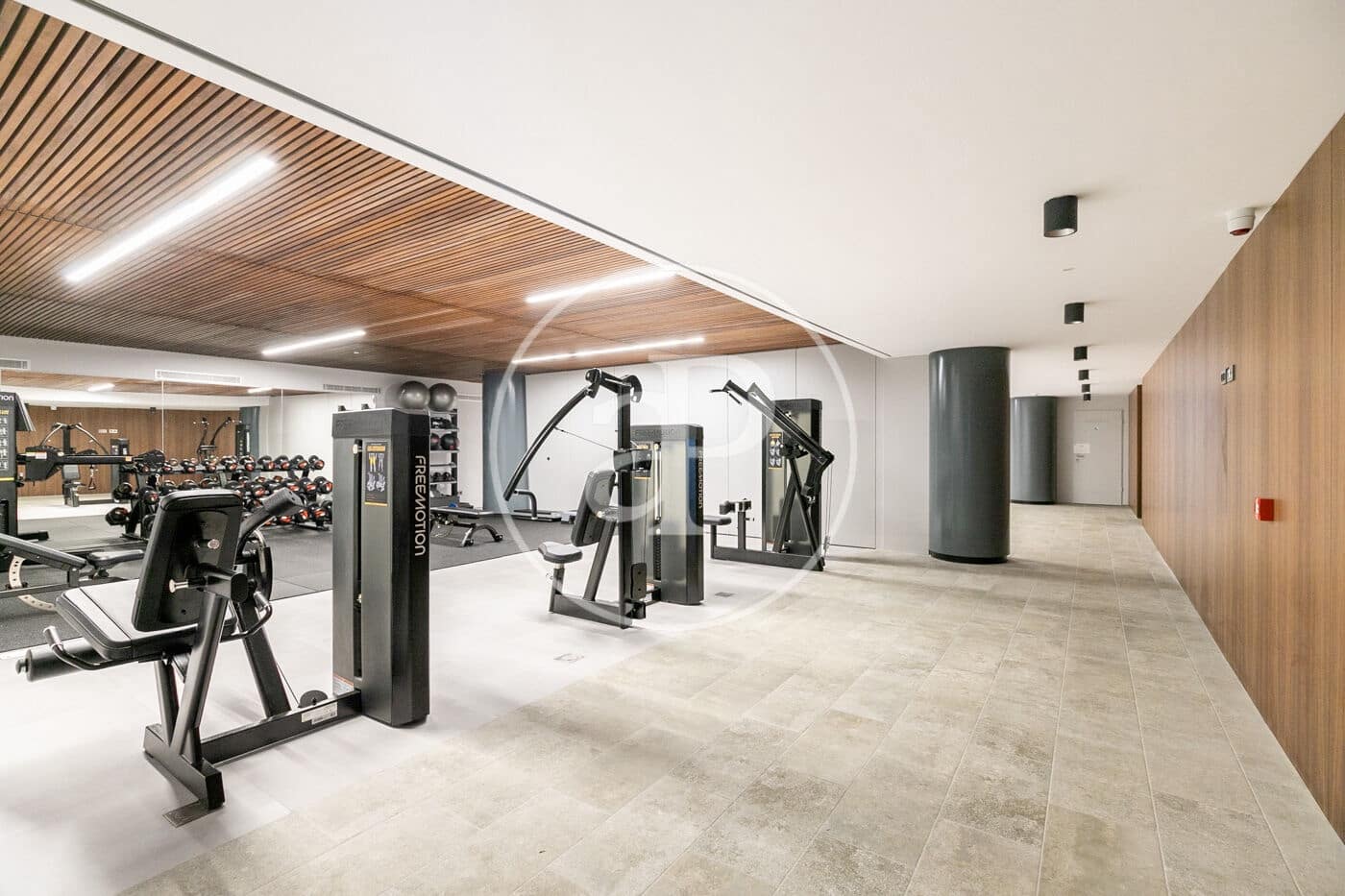 6 soveværelse Lejlighed til salg i Esplugues de Llobregat med swimmingpool - € 2.058.000 (Ref: 8986793)