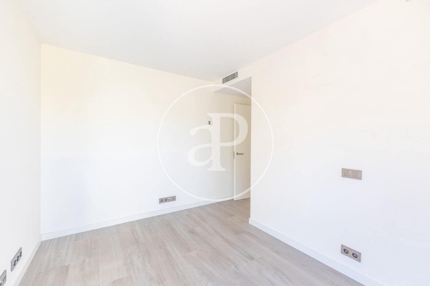 6 soverom Leilighet til salgs i Esplugues de Llobregat med svømmebasseng garasje - € 2 211 000 (Ref: 8986793)