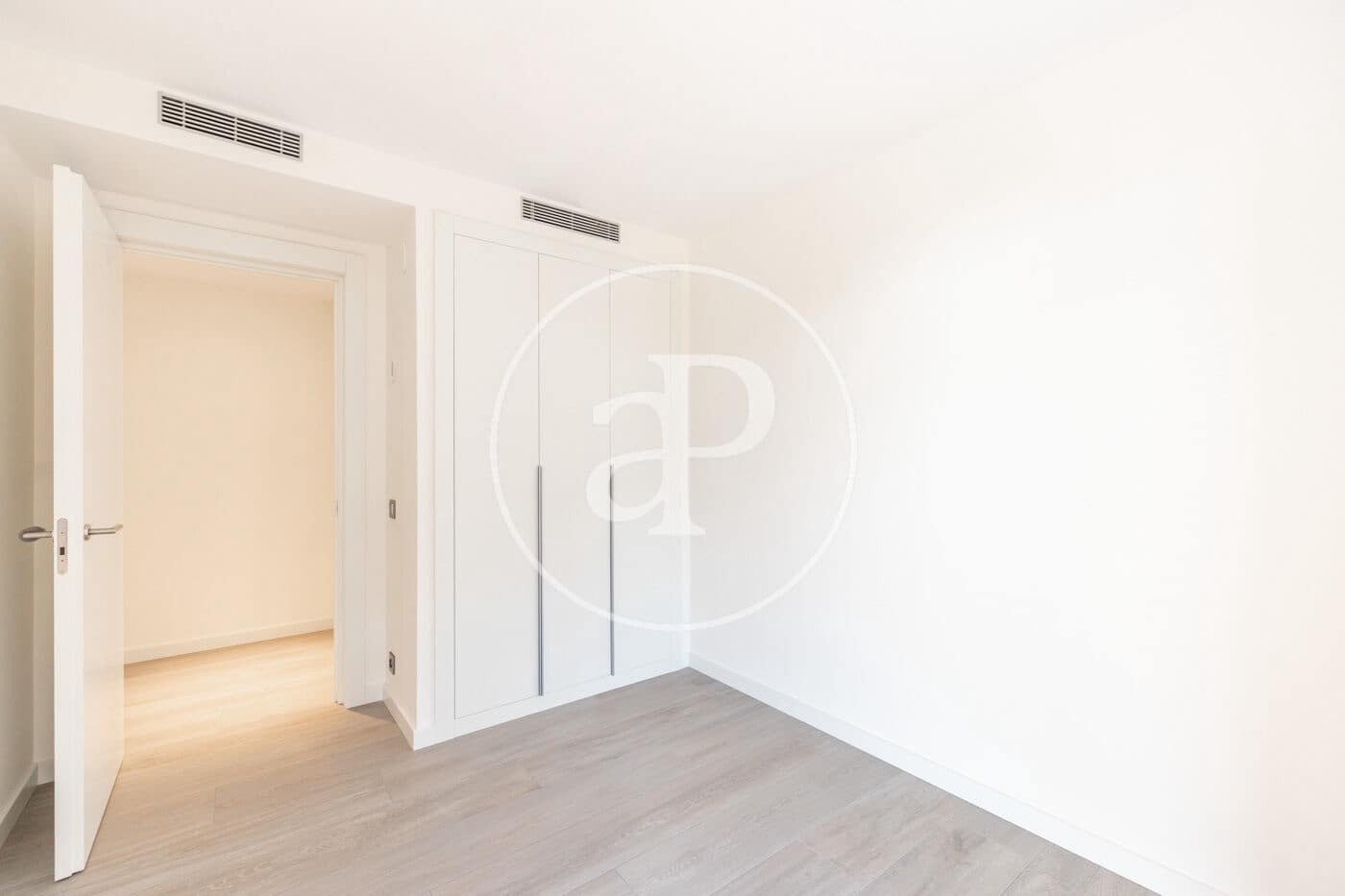 6 soverom Leilighet til salgs i Esplugues de Llobregat med svømmebasseng garasje - € 2 211 000 (Ref: 8986793)
