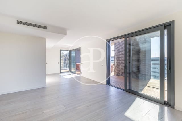 6 makuuhuone Huoneisto myytävänä paikassa Esplugues de Llobregat mukana uima-altaan 
autotalli - 2 211 000 € (Ref: 8986793)
