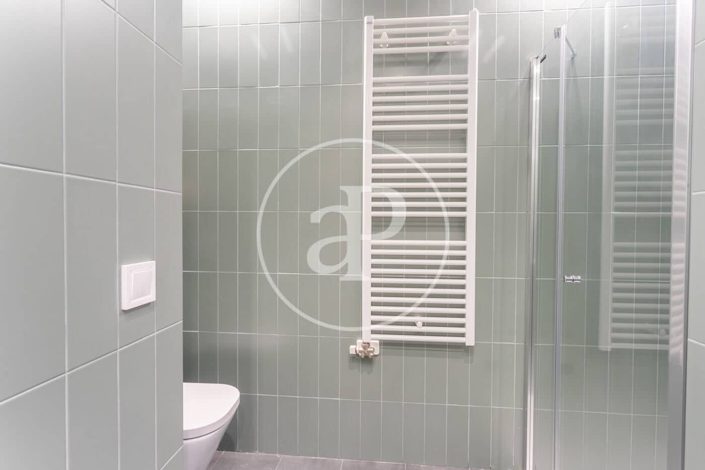 Apartment for sale in Barcelona city - € 670,000 (Ref: 8986796)