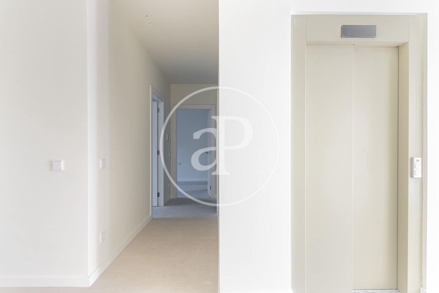 Apartment for sale in Sitges with pool - € 2,840,000 (Ref: 8986807)