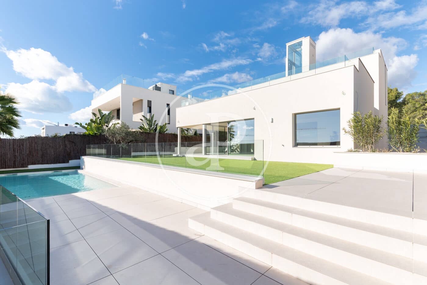 Apartment for sale in Sitges with pool - € 2,840,000 (Ref: 8986807)