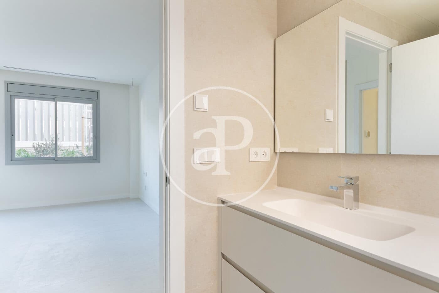 Apartment for sale in Sitges with pool - € 2,840,000 (Ref: 8986807)