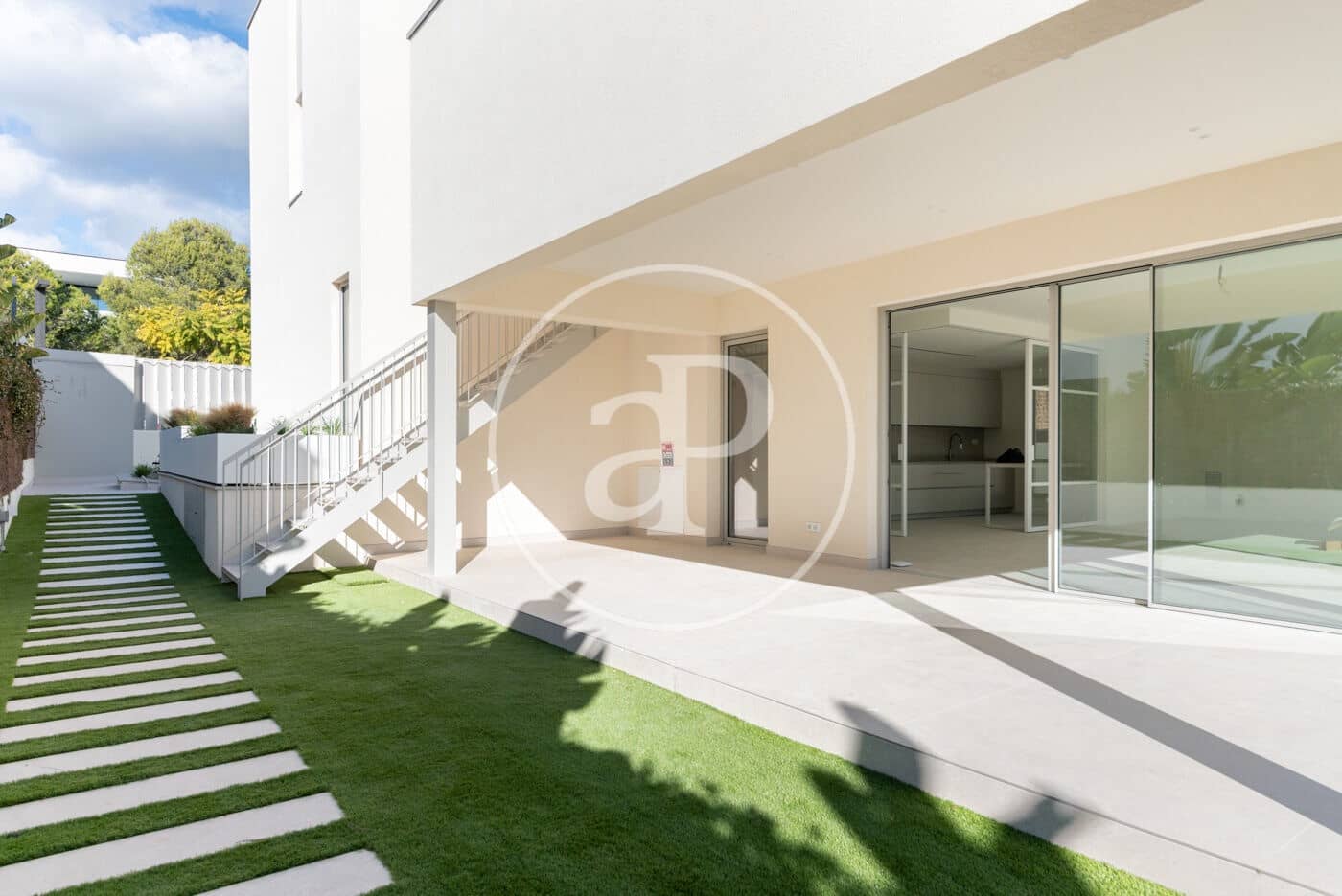 Apartment for sale in Sitges with pool - € 2,840,000 (Ref: 8986807)
