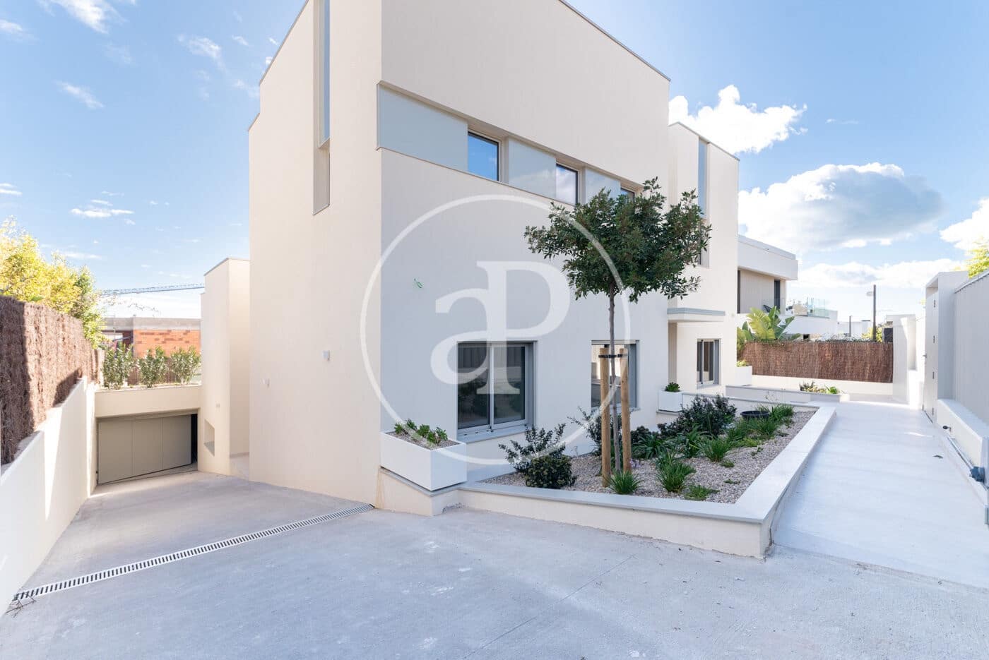 Apartment for sale in Sitges with pool - € 2,840,000 (Ref: 8986807)