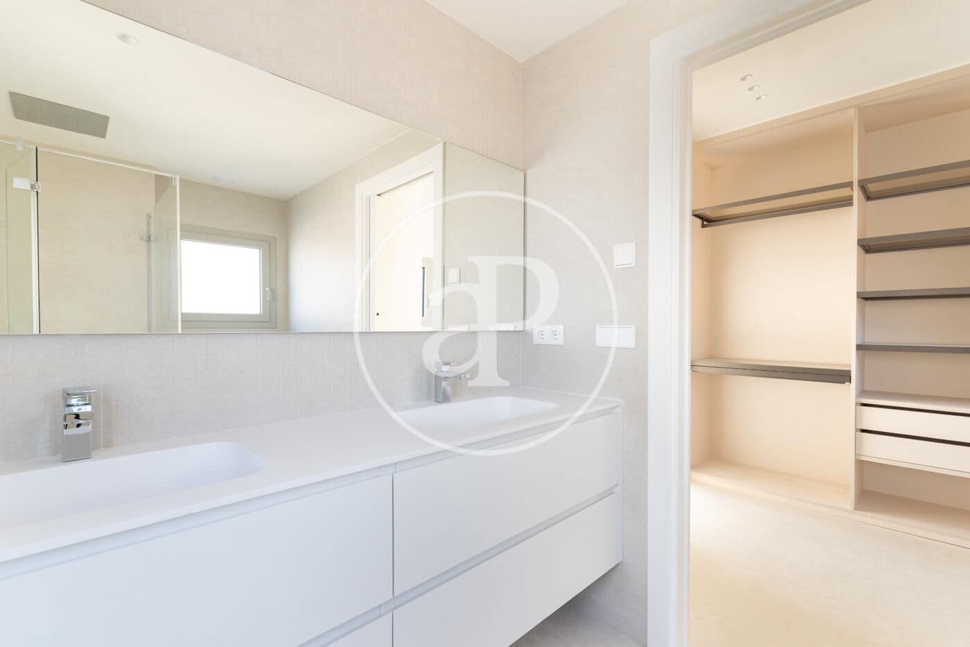 Apartment for sale in Sitges with pool - € 2,840,000 (Ref: 8986807)