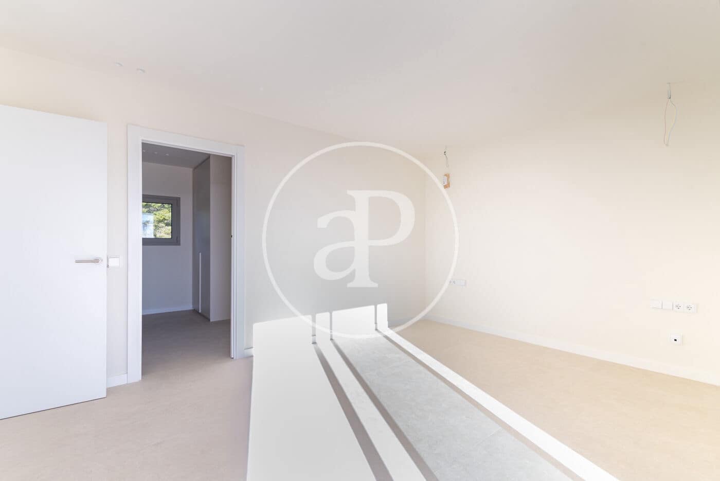 Apartment for sale in Sitges with pool - € 2,840,000 (Ref: 8986807)