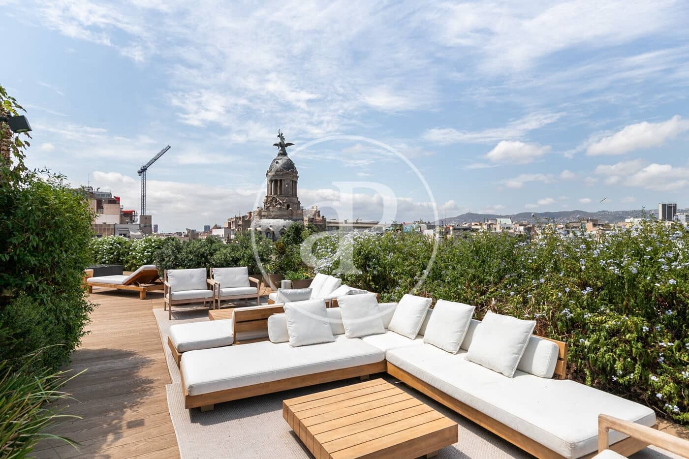 Leilighet til salgs i Barcelona by med svømmebasseng - € 1 050 000 (Ref: 8986816)