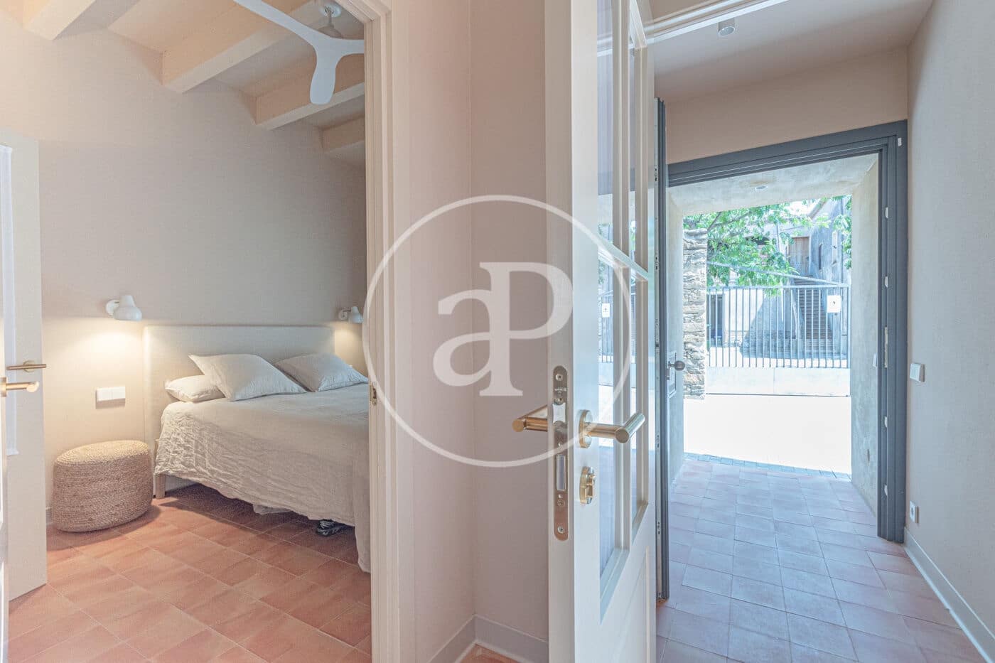 Lejlighed til salg i Gualta med swimmingpool - € 890.000 (Ref: 8986852)