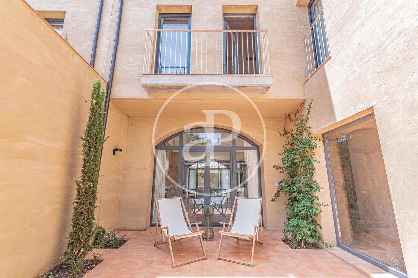 Lejlighed til salg i Gualta med swimmingpool - € 890.000 (Ref: 8986852)