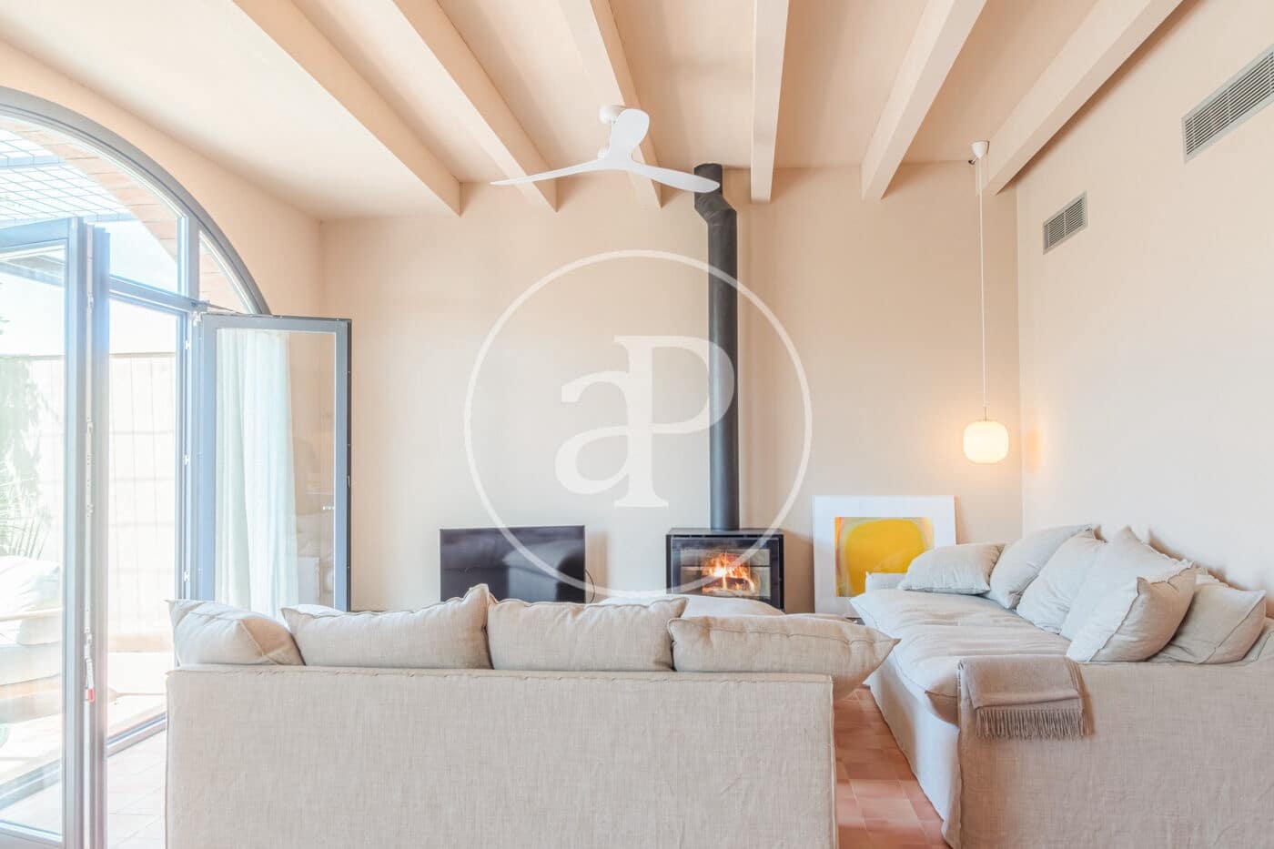 Lejlighed til salg i Gualta med swimmingpool - € 890.000 (Ref: 8986852)