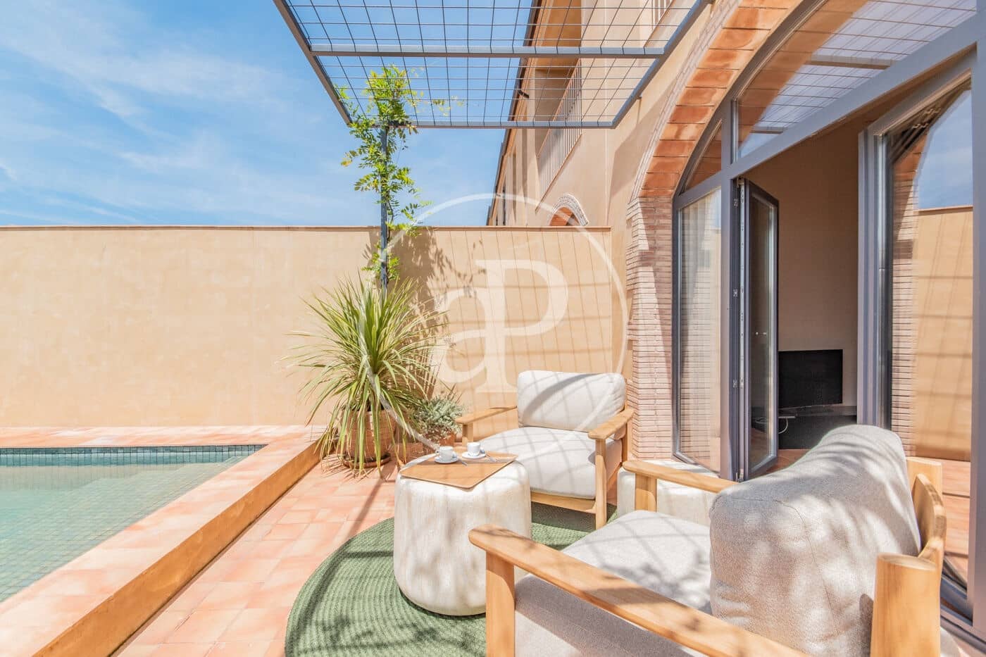 Lejlighed til salg i Gualta med swimmingpool - € 890.000 (Ref: 8986852)