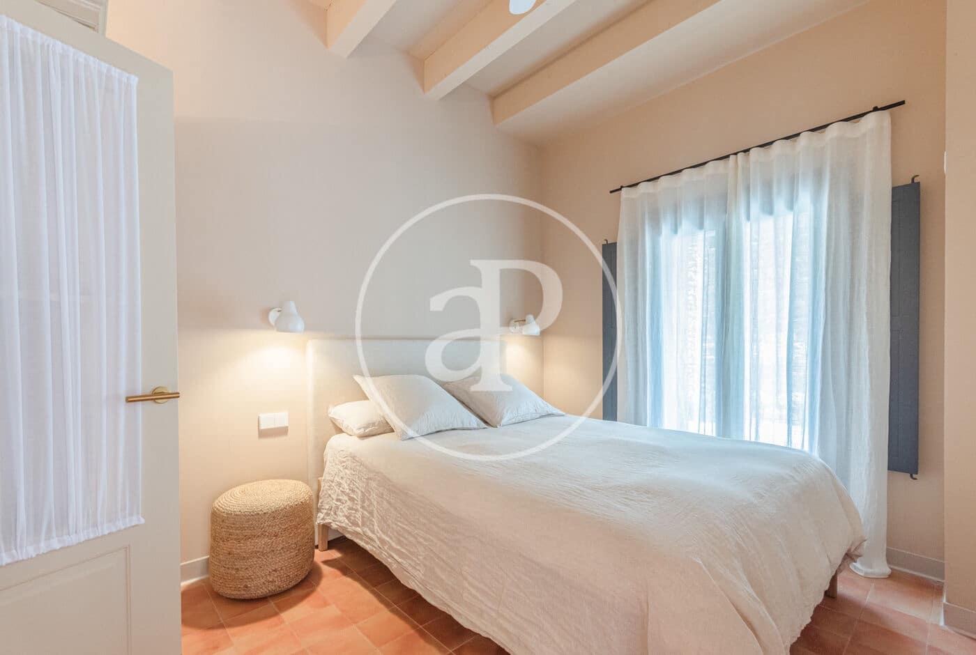 Lejlighed til salg i Gualta med swimmingpool - € 890.000 (Ref: 8986852)