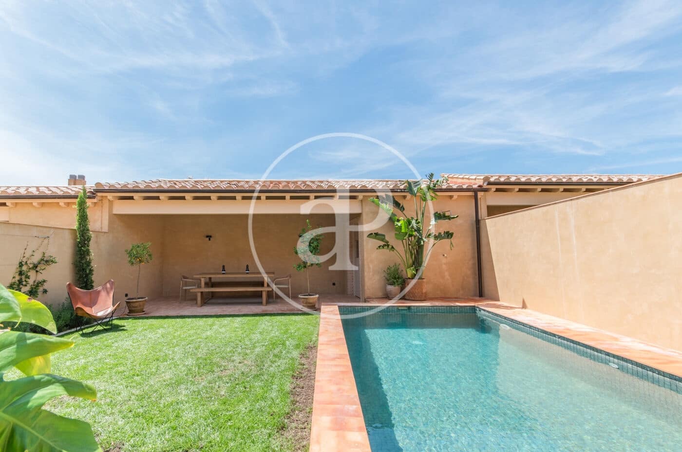 Lejlighed til salg i Gualta med swimmingpool - € 890.000 (Ref: 8986852)