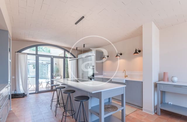 Apartament na sprzedaż w Gualta z basenem - 890 000 € (Ref: 8986852)