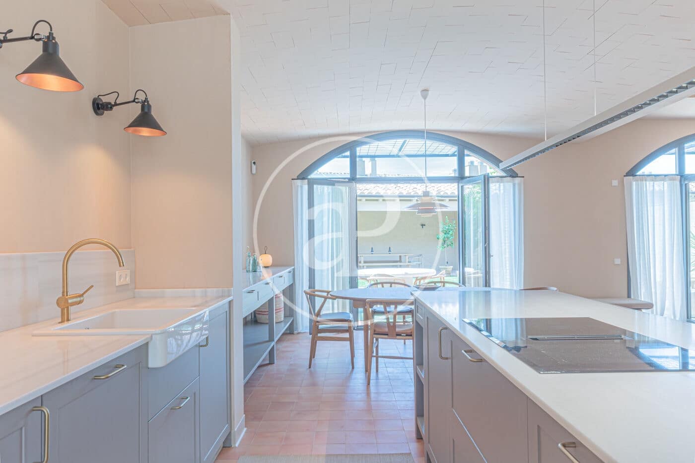 Apartament na sprzedaż w Gualta z basenem - 890 000 € (Ref: 8986853)