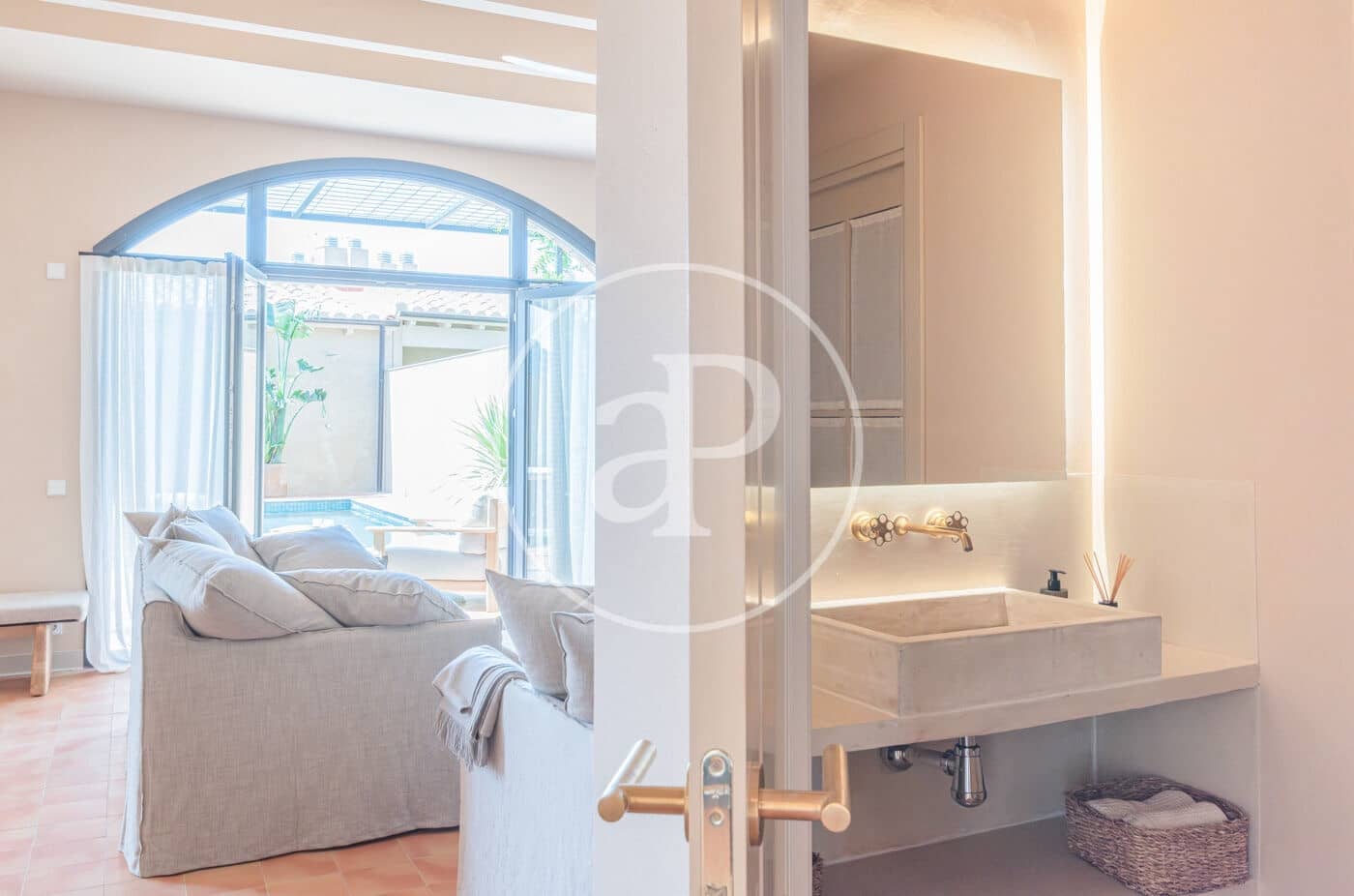 Apartament na sprzedaż w Gualta z basenem - 890 000 € (Ref: 8986853)