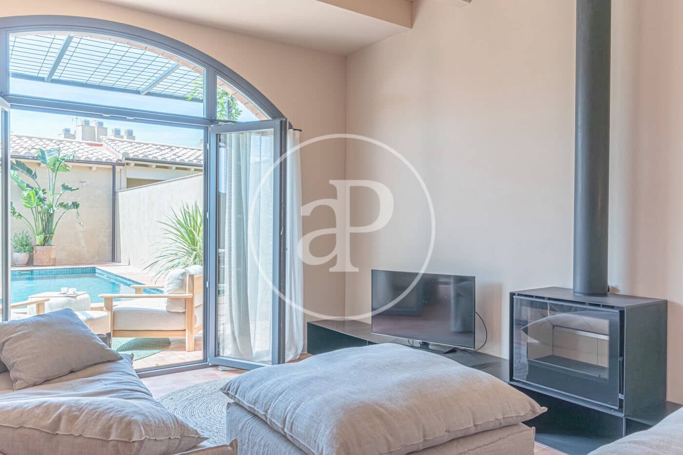 Apartament na sprzedaż w Gualta z basenem - 890 000 € (Ref: 8986853)