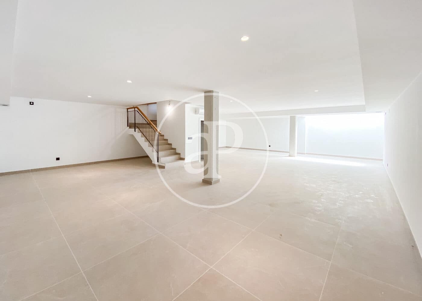 Lejlighed til salg i Pals med swimmingpool - € 905.000 (Ref: 8986855)