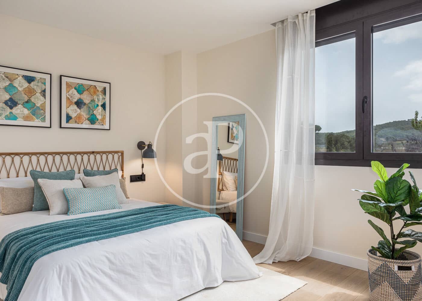 Lejlighed til salg i Pals med swimmingpool - € 905.000 (Ref: 8986855)