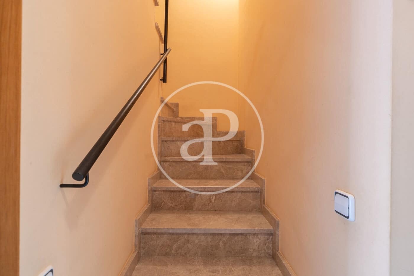 4 slaapkamer Villa te koop in Barcelona stad - € 850.000 (Ref: 8992187)