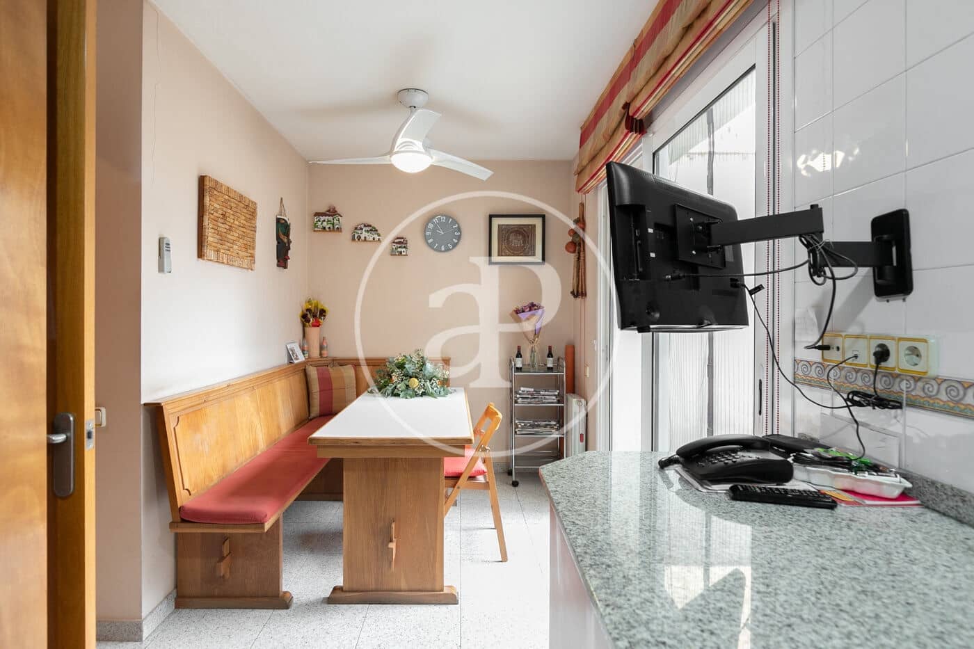 4 slaapkamer Villa te koop in Barcelona stad - € 850.000 (Ref: 8992187)