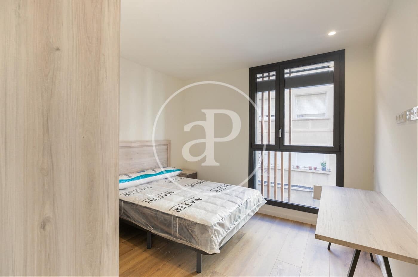 Apartamento de 2 habitaciones en Barcelona ciudad en alquiler - 1.700 € (Ref: 8992188)