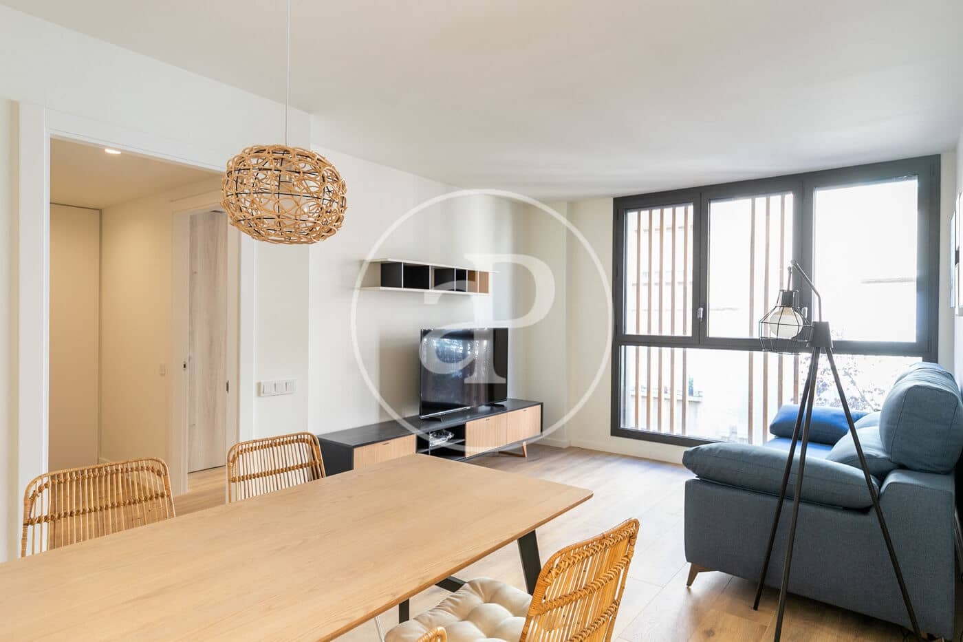 Apartamento de 2 habitaciones en Barcelona ciudad en alquiler - 1.700 € (Ref: 8992188)