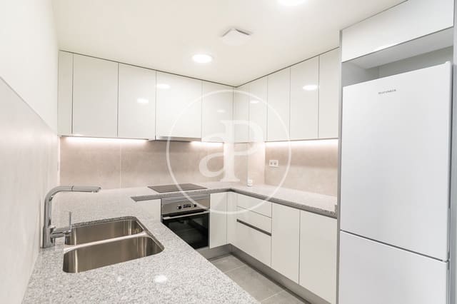 Apartamento de 2 habitaciones en La Prosperitat, Barcelona ciudad en alquiler - 1.700 € (Ref: 8992188)