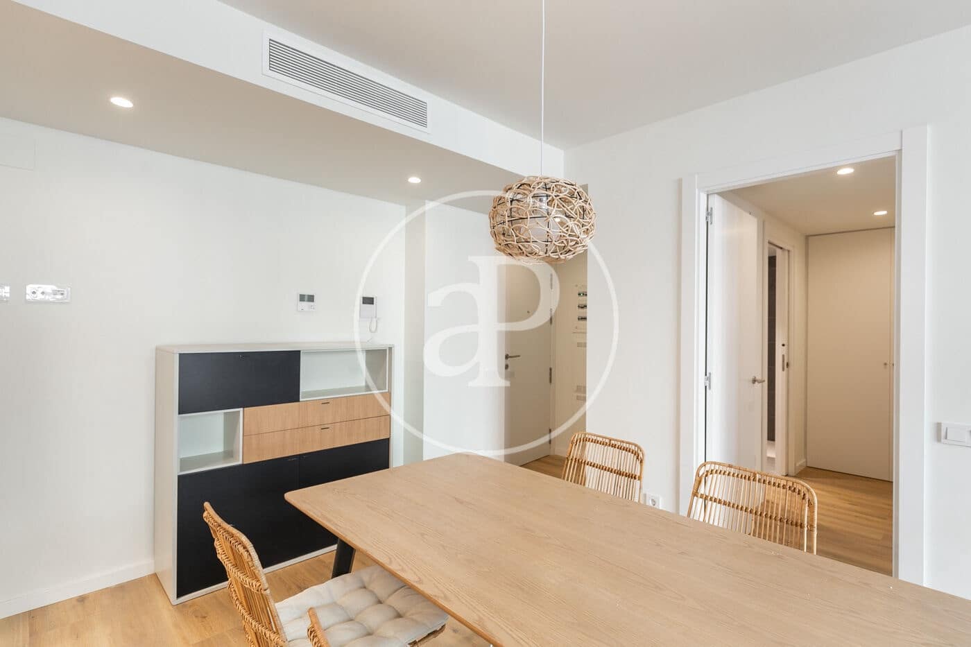 Apartamento de 2 habitaciones en Barcelona ciudad en alquiler - 1.700 € (Ref: 8992188)