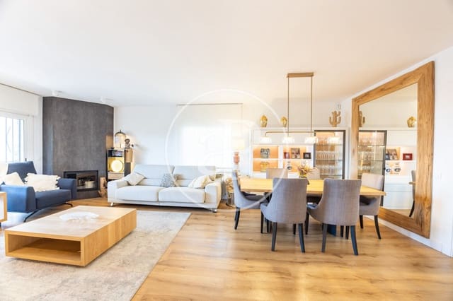 5 soverom Villa til salgs i El Masnou med svømmebasseng - € 1 295 000 (Ref: 8992191)