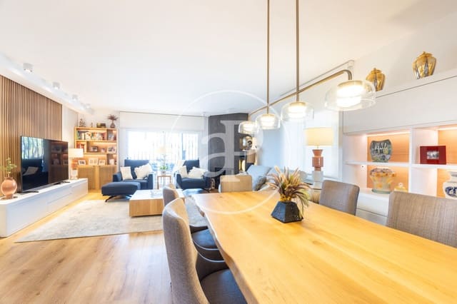 5 soverom Villa til salgs i El Masnou med svømmebasseng - € 1 295 000 (Ref: 8992191)