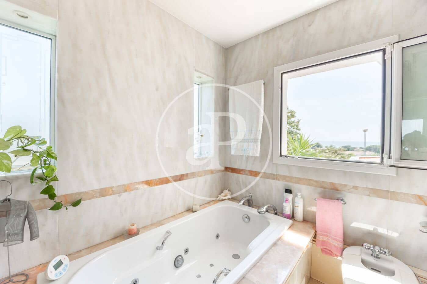 5 quarto Moradia para venda em El Masnou com piscina - 1 295 000 € (Ref: 8992191)